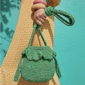 Rhode x Target Straw Crochet Bucket Bag Green Beach Tropical Vacation